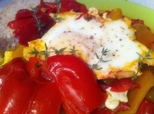 Peperonata con le uova