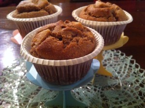 Mini-cakes con noci e pere